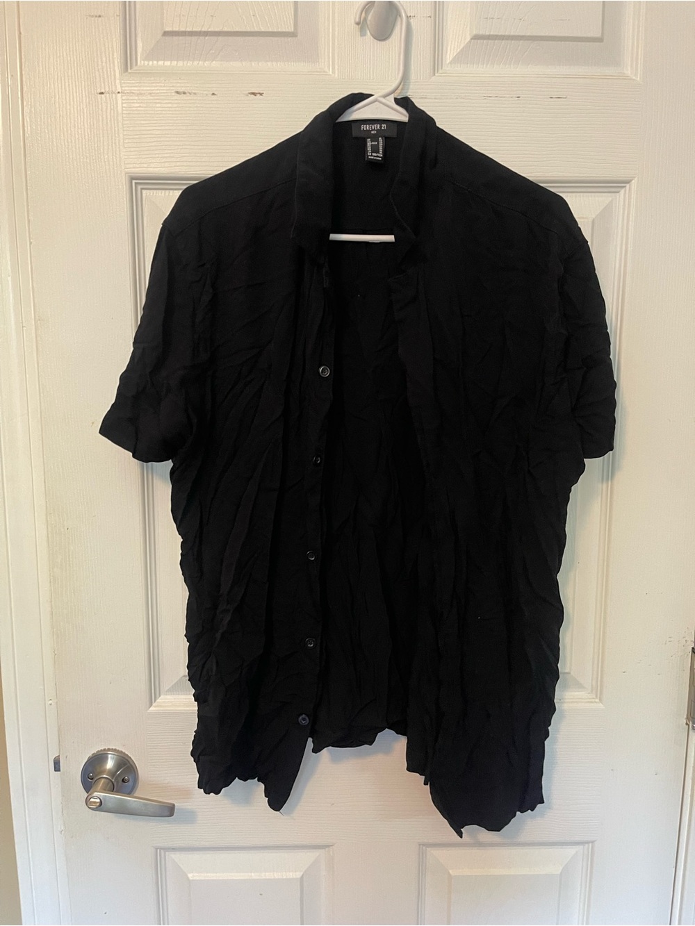 Forever 21 Black Short-Sleeve Lightweight button down Shirt